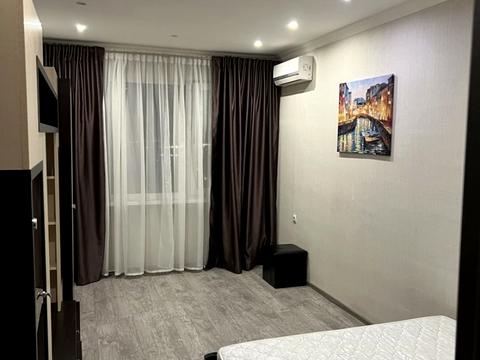 квартира за адресою Миколи Закревського вул., 42