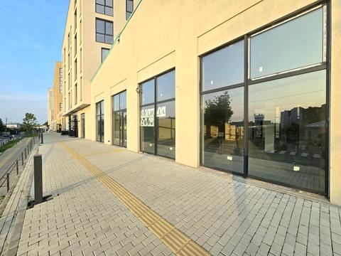 комерційна за адресою Новознесенська вул., 4
