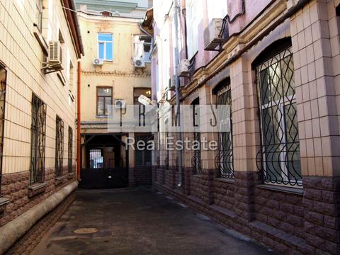 комерційна за адресою Велика Васильківська вул. (Червоноармійська), 77