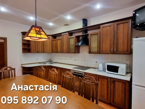 квартира за адресою Дмитрівська вул., 69