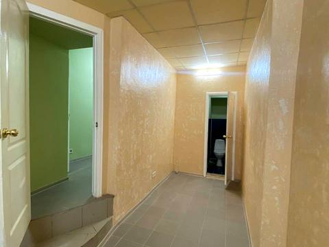 комерційна за адресою Торгова вул., 40