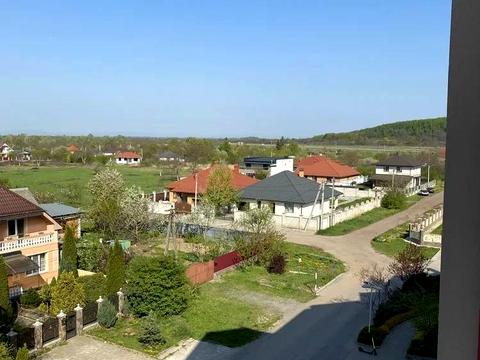 квартира за адресою Вишнева вул., 28