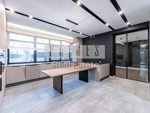 дом по адресу Апрельская ул.