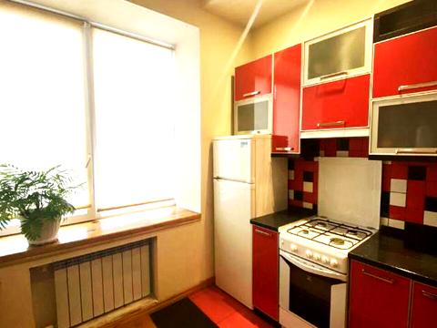 квартира за адресою Морозова вул.