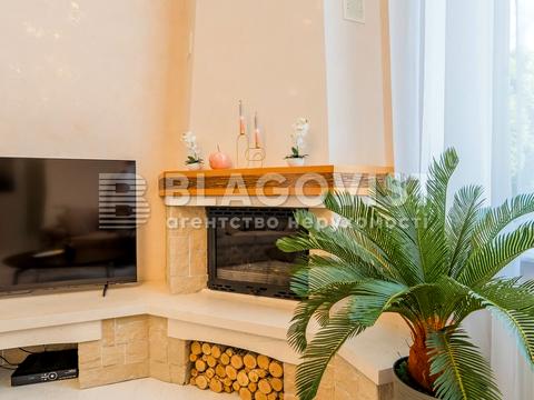 будинок за адресою Анатолія Солов'яненка вул.