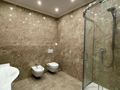 комерційна за адресою Кловський узвіз (Кловський), 7а