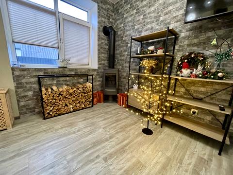 будинок за адресою Миколи Руденка вул. (Руденка)