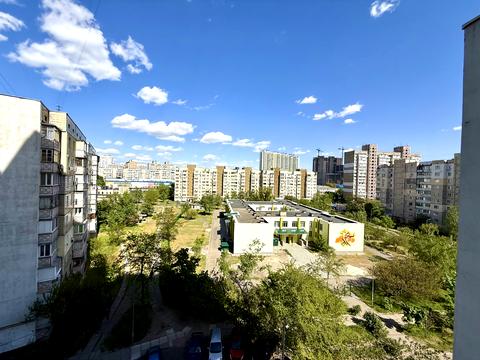 квартира за адресою Ревуцького вул., 21