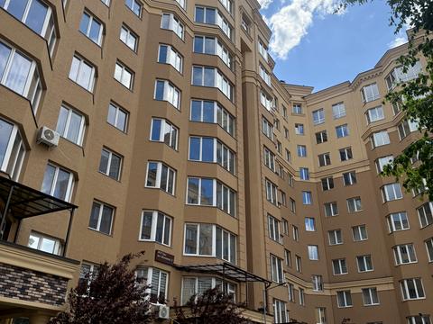 квартира за адресою Академіка Амосова вул., 67