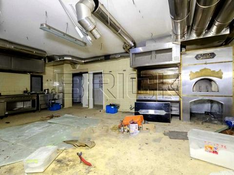 комерційна за адресою Антоновича вул. (Горького), 72