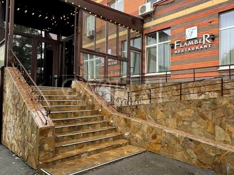 комерційна за адресою Срібнокільська вул., 12