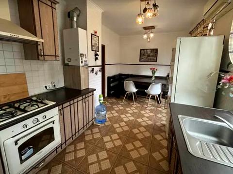 будинок за адресою Лесі Украінки, 37