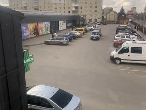 комерційна за адресою Симона Петлюри вул., 4б