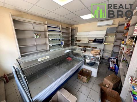 комерційна за адресою Миру, 1