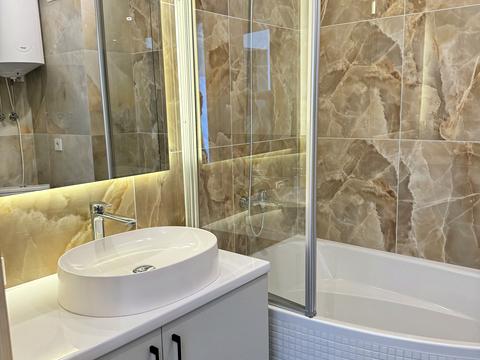 квартира за адресою Дніпровська набережна вул., 20-А