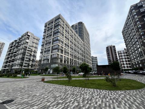 комерційна за адресою Олександра Олеся вул., 4-А