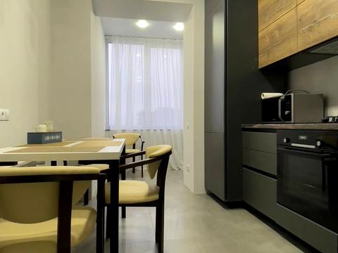 квартира за адресою Михайла Грушевського вул., 39/3, корп. 1-4