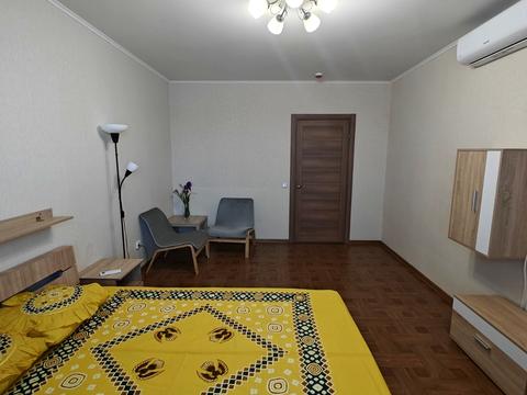квартира по адресу Ревуцкого ул., 54