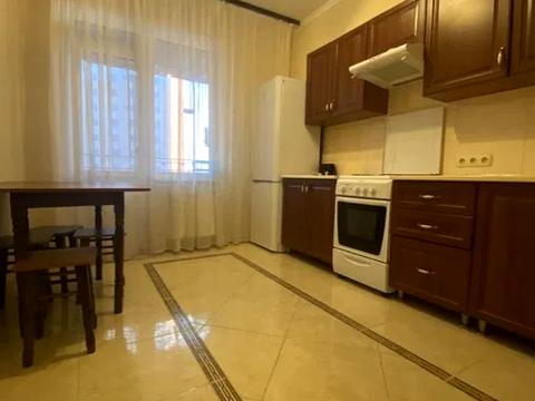 квартира за адресою Райдужний масив вул., 10б, 10в