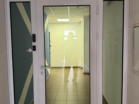 коммерческая по адресу Валерия Лобановского просп. (Краснозвездный), 6-А
