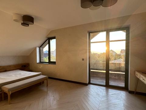 будинок за адресою Сонячна вул., 49