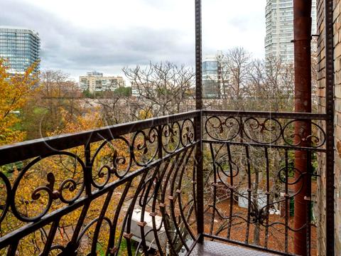 квартира по адресу Печерский спуск, 19