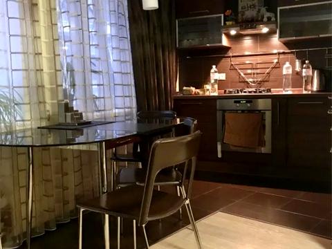 квартира по адресу Михаила Омеляновича-Павленко ул. (Суворова), 18/20