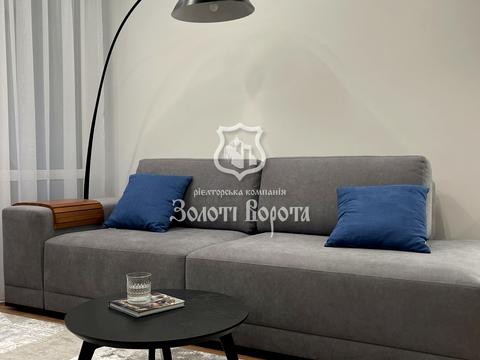 квартира за адресою Олександра Олеся вул., 10