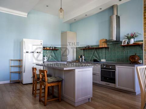 квартира по адресу Ярославская ул., 10