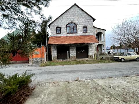 будинок за адресою Індустріальна