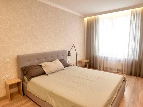 квартира за адресою Анатолія Петрицького вул., 15-А