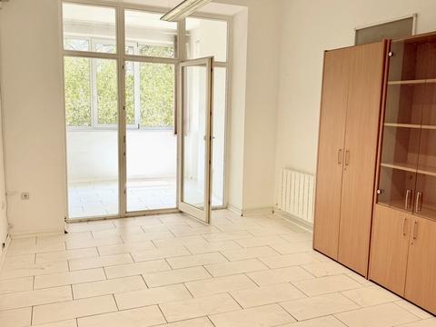 коммерческая по адресу Французский бульв., 35