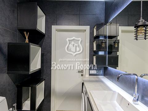 квартира за адресою Андрія Малишка вул. (Льва Толстого), 81