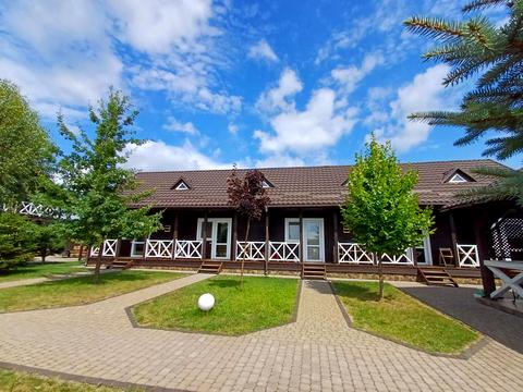 комерційна за адресою Незалежності вул., 8