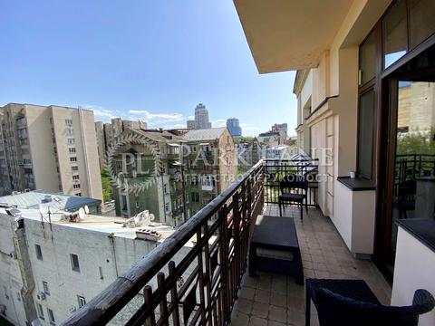 квартира по адресу Гоголевская ул., 4