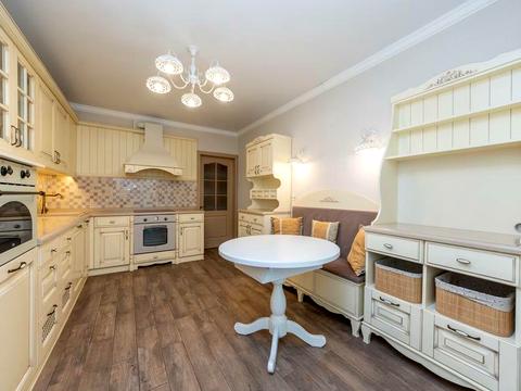 квартира за адресою Михайла Максимовича вул. (Онуфрія Трутенка), 9-А