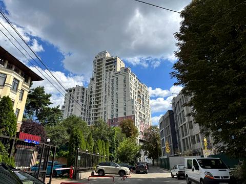 коммерческая по адресу Якубенківська ул. (Тропинина), 12