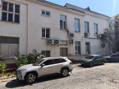 коммерческая по адресу Толстого Льва ул., 40