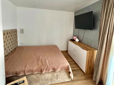 будинок за адресою Озерна, 8ж