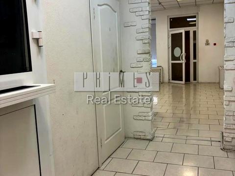 комерційна за адресою Володимирська вул., 6