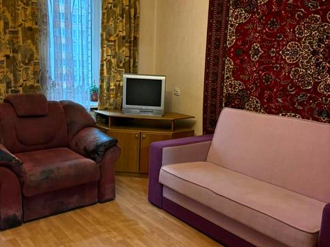 квартира за адресою Анни Ахматової вул., 35-Б