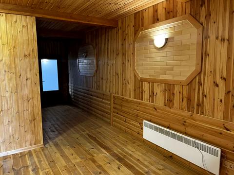 комерційна за адресою Ярослава Мудрого вул., 1