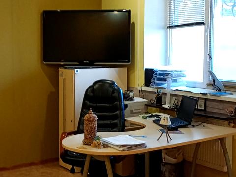 комерційна за адресою Павленка вул., 1В
