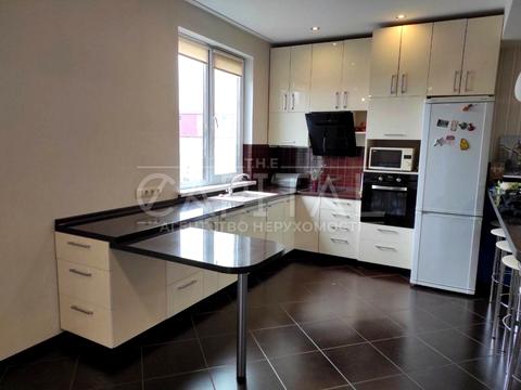 будинок за адресою с. Русанів, Набережна