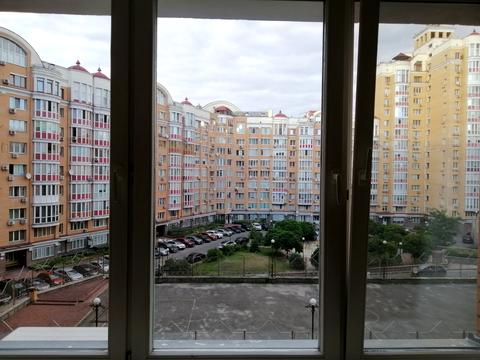 квартира по адресу Владимира Ивасюка просп. (Героїв Сталінграду), 10-А