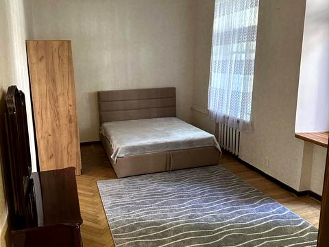 квартира за адресою Євгена Чикаленка вул. (Пушкінська), 12-А