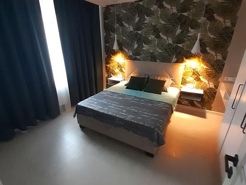 квартира за адресою Літературна вул., 12