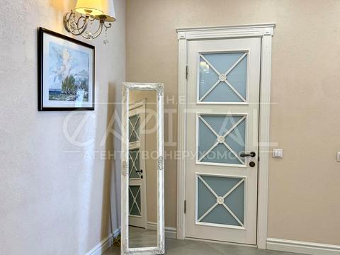 квартира за адресою Анни Ахматової вул., 22