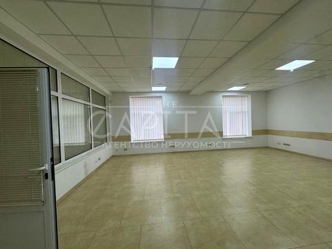комерційна за адресою проспект Науки, 1