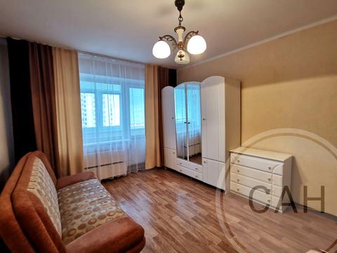 квартира за адресою Михайла Лушпи просп., 32